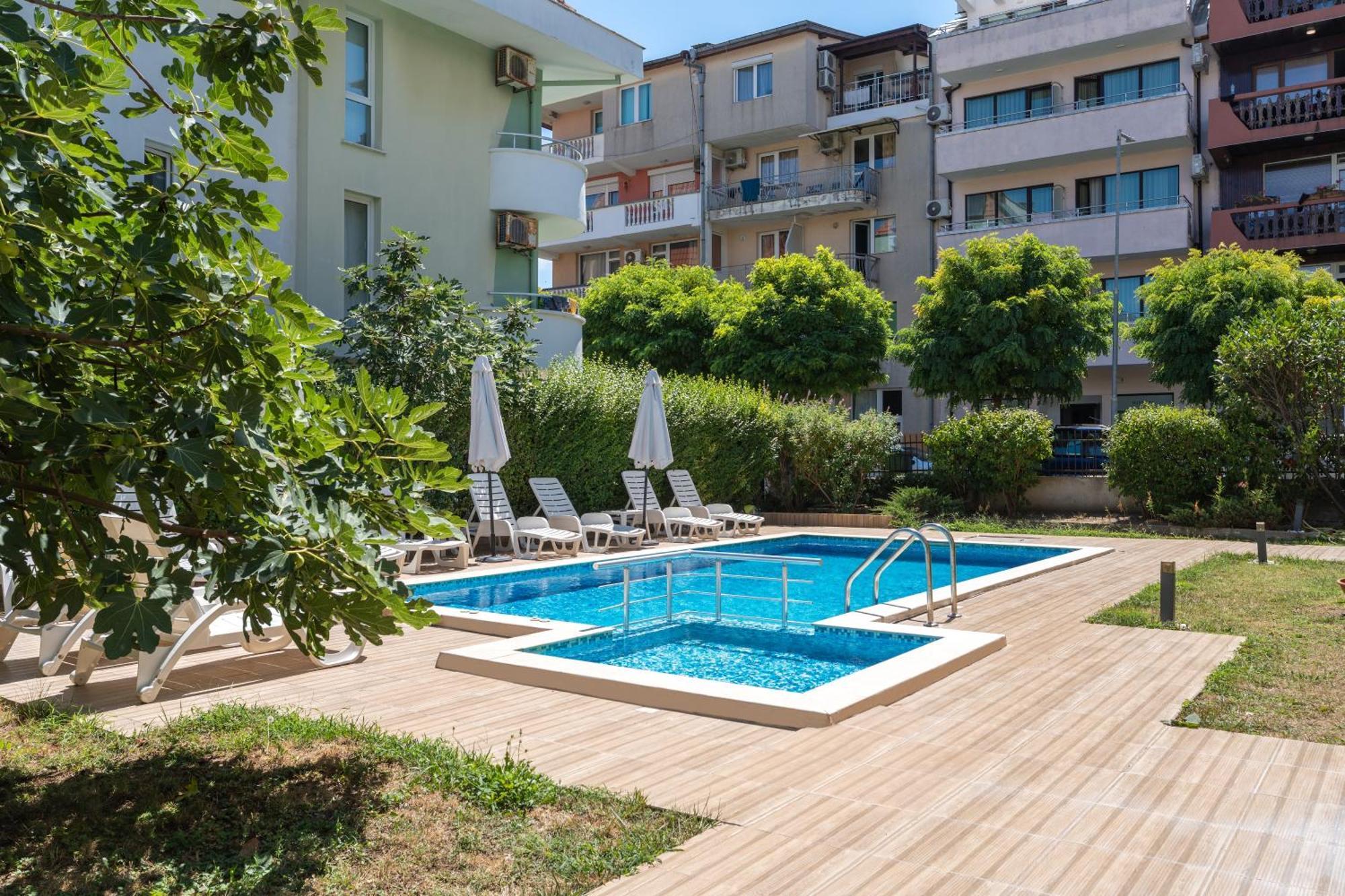 Hotel Milan 普里莫尔斯科 外观 照片