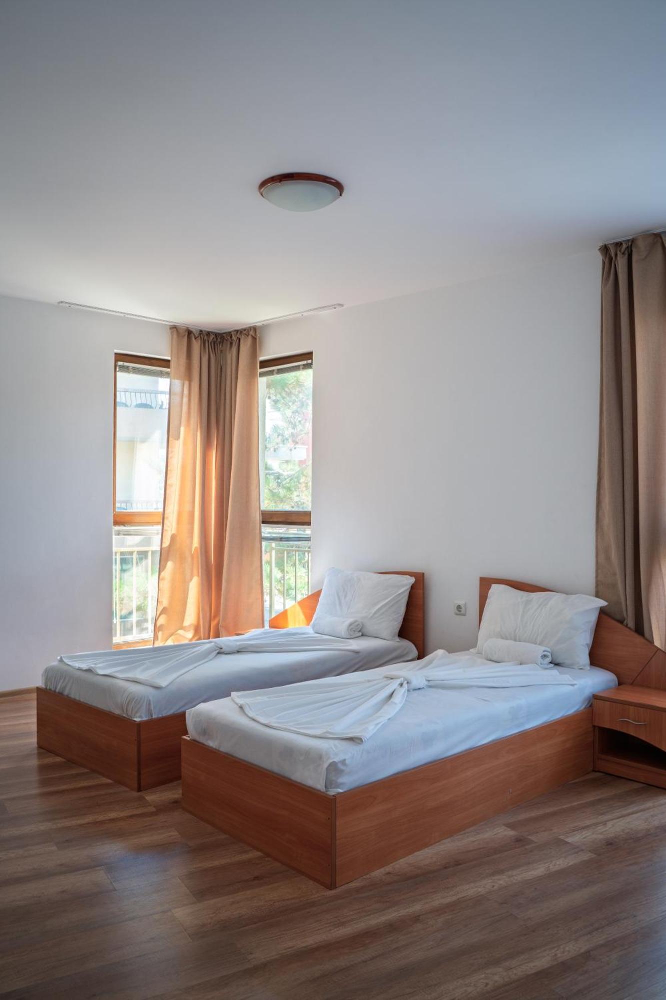 Hotel Milan 普里莫尔斯科 外观 照片