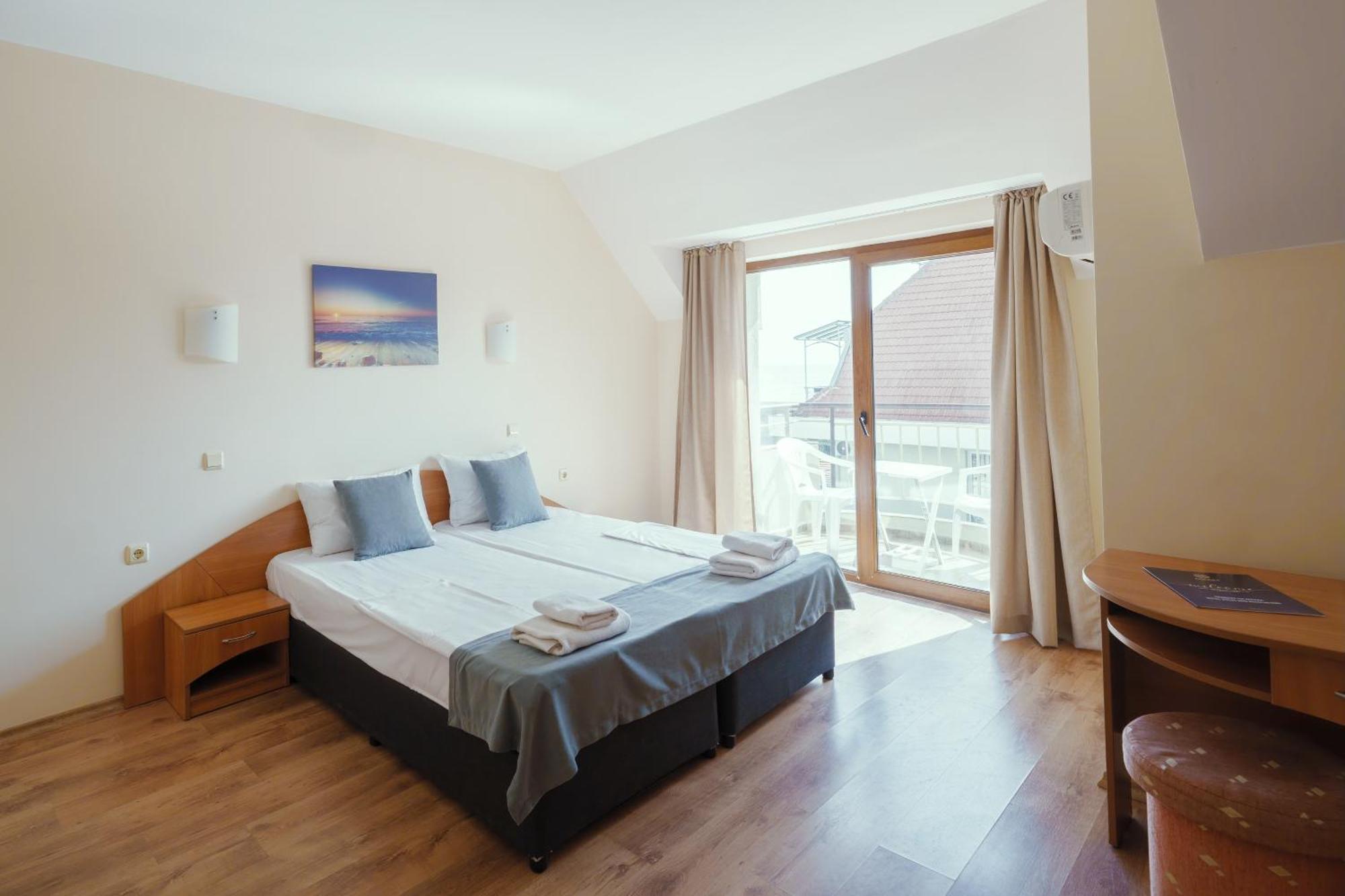 Hotel Milan 普里莫尔斯科 外观 照片