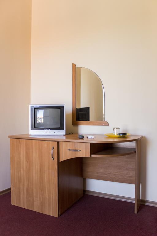 Hotel Milan 普里莫尔斯科 外观 照片