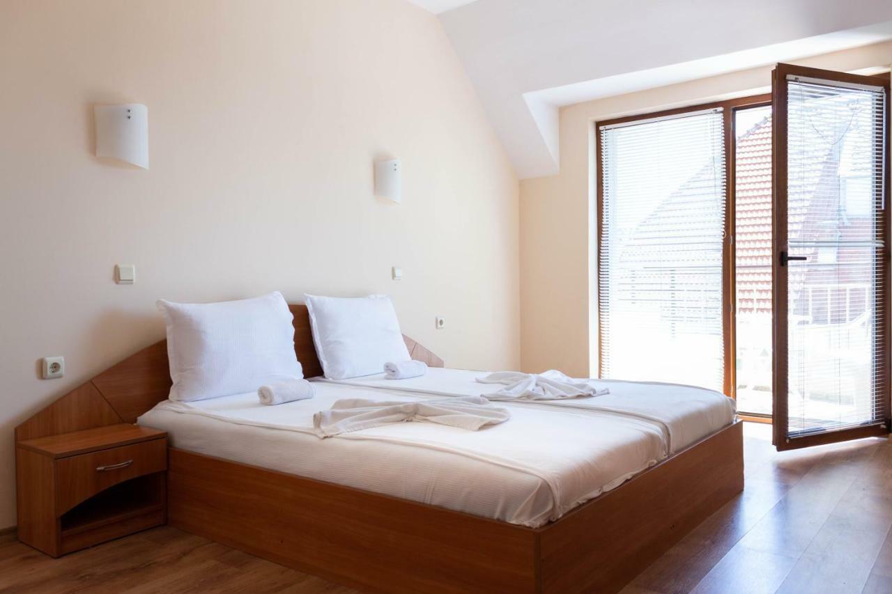 Hotel Milan 普里莫尔斯科 外观 照片